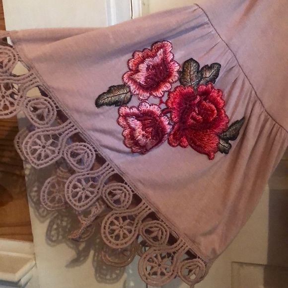 Dress - Picture 3 of 3